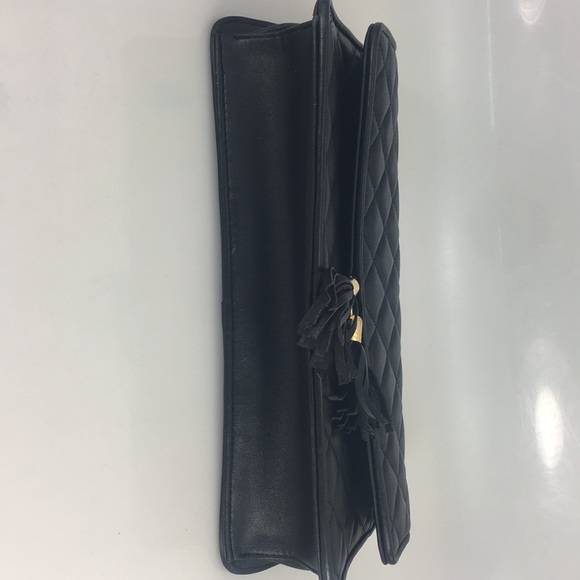 Clutch - Picture 4 of 5